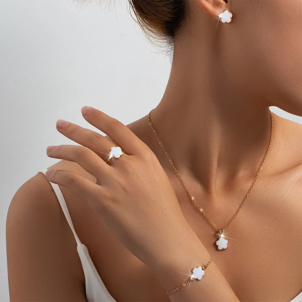 Luxury Clover Flower Jewelry Set – Necklace, Earrings & Bracelet for Women