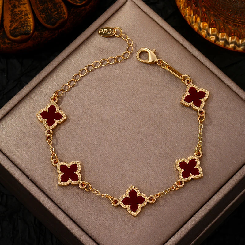 Luxury Rhinestone Clover Bracelet – Vintage Flower Wrist Jewelry for Women