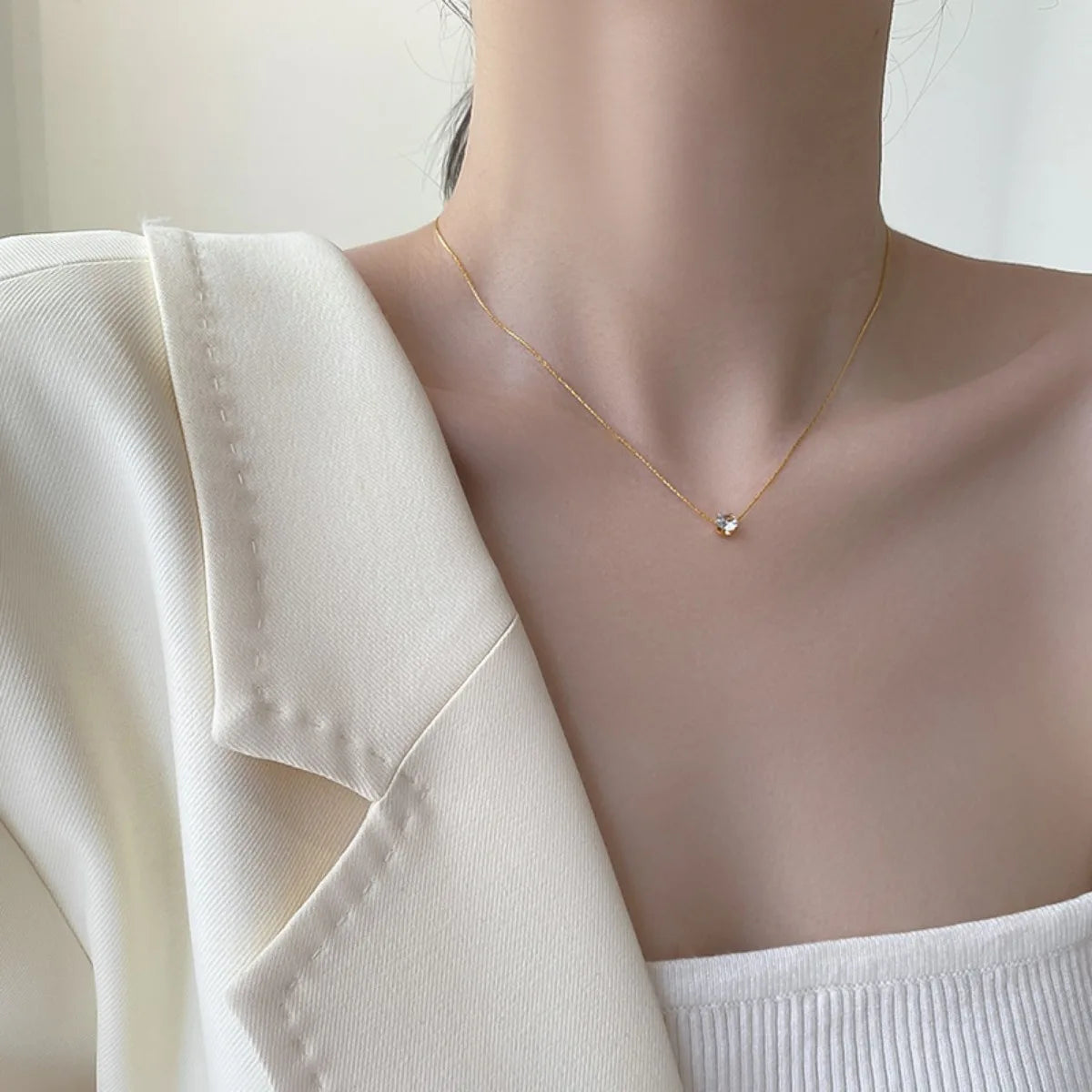 Ultra-simple Stainless Steel Golden Wire Chain Advanced Sense Inlaid Necklace Women's Clavicle Chain Niche Luxury Does Not Fade