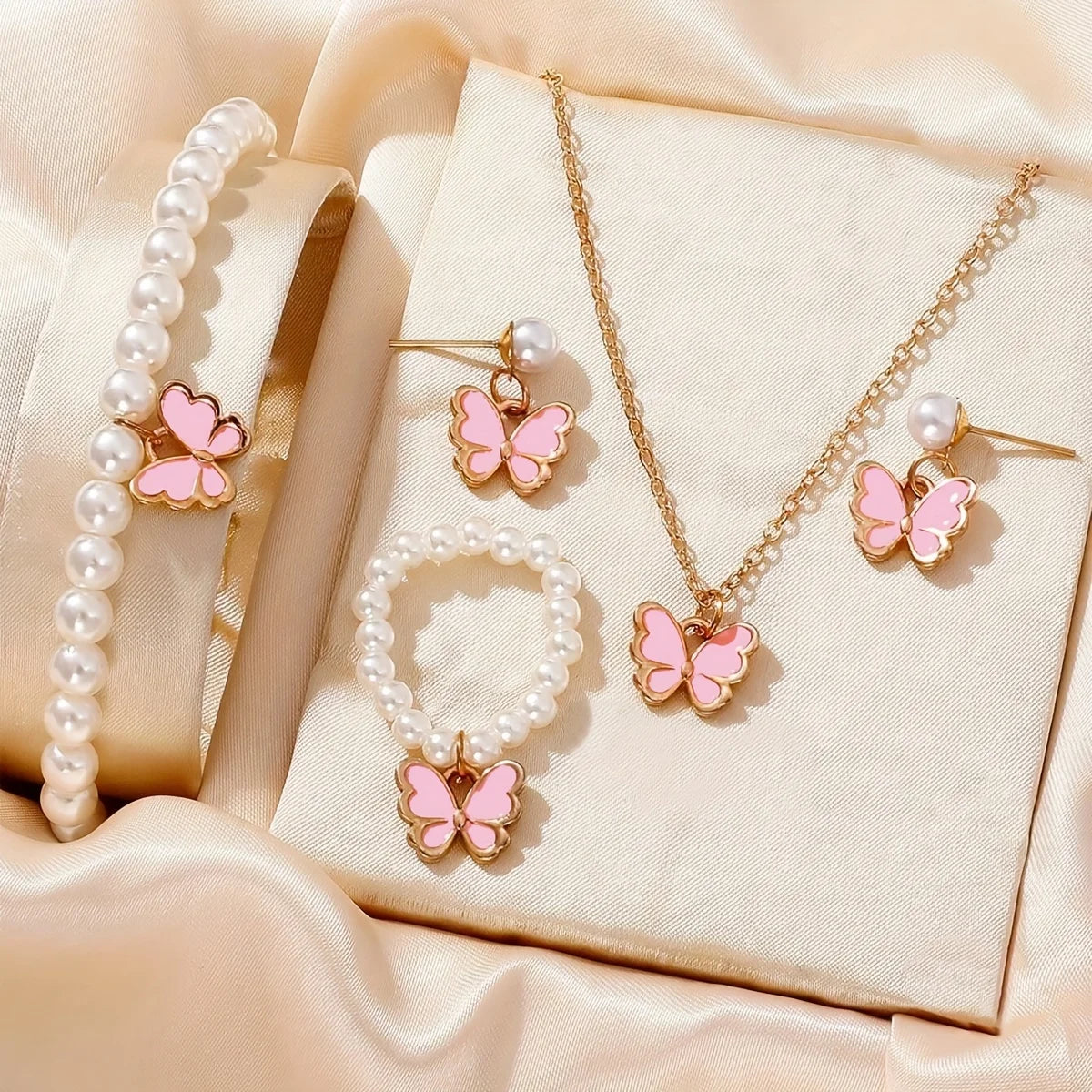 Luxury Clover Flower Jewelry Set – Necklace, Earrings & Bracelet for Women